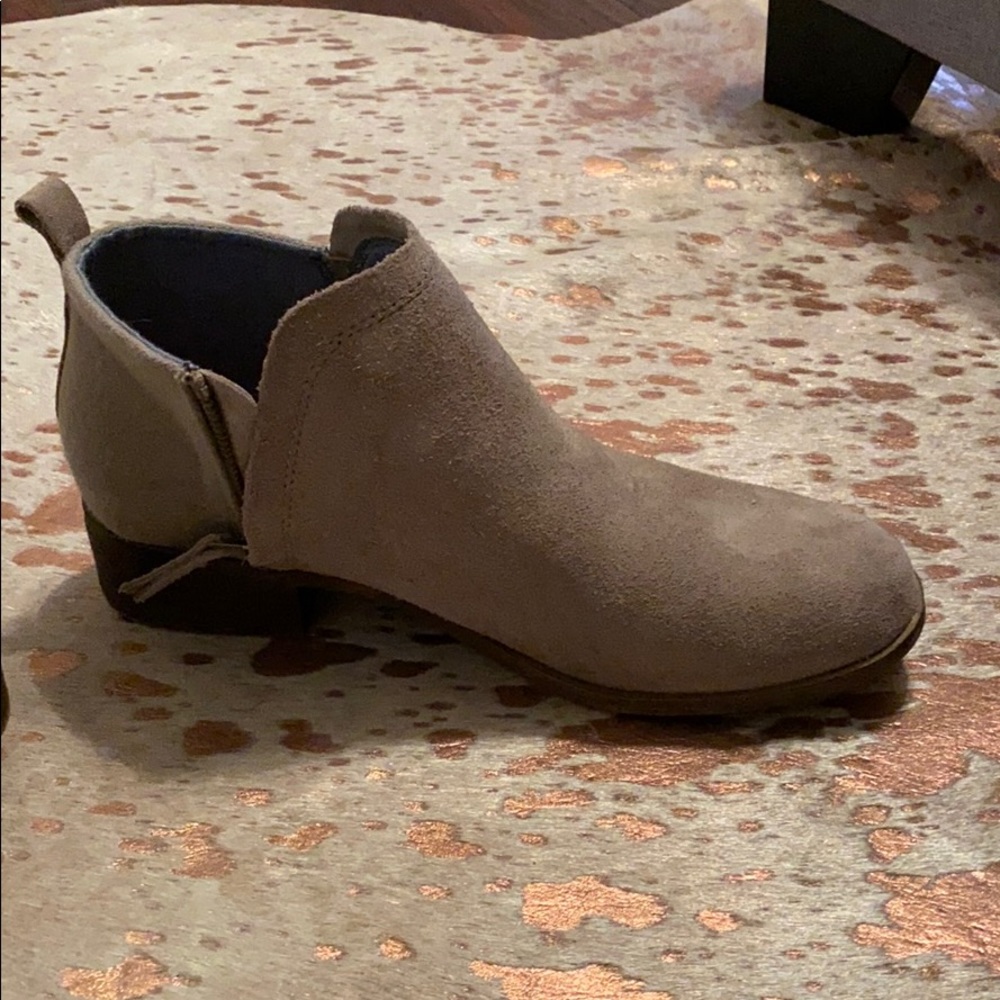 Toms Booties - Picture 2 of 4